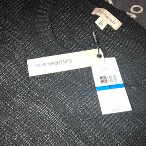 CALVIN KLEIN MENS DISTRESSED SWEATER BLACK XL